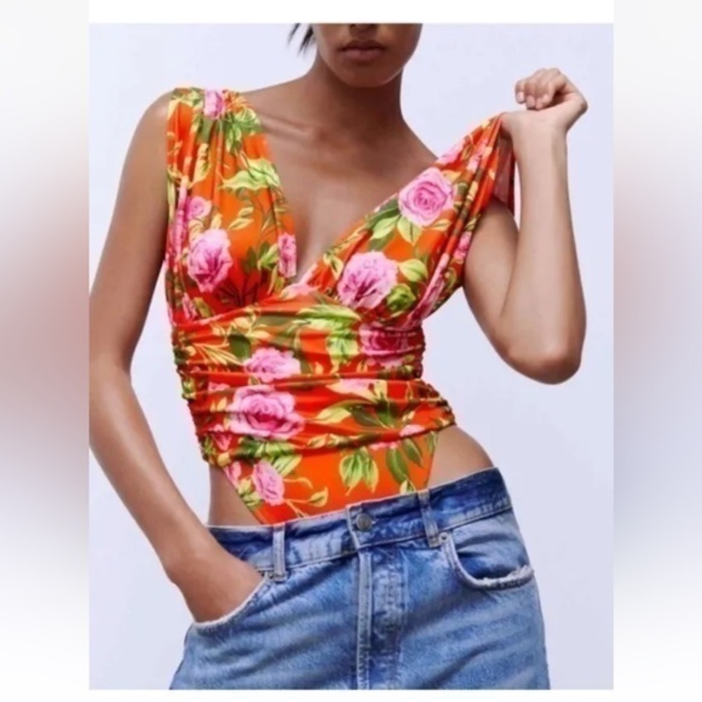 ZARA Floral Printed Draped Bodysuit Red Roses Flowers News small
